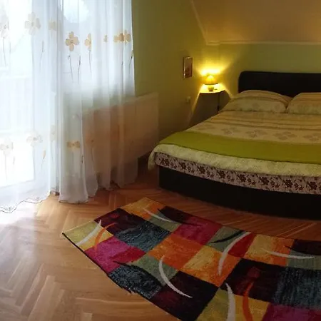 Season Vendeghaz Pensionat Keszthely